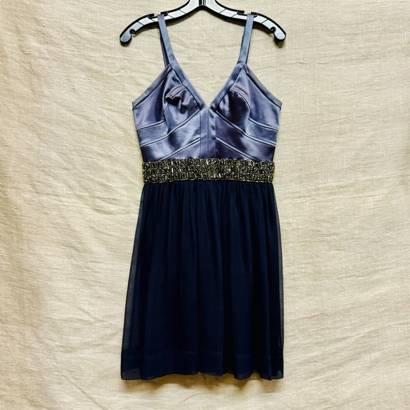 CHIC COCKTAIL DRESS! - Picture 2 of 6